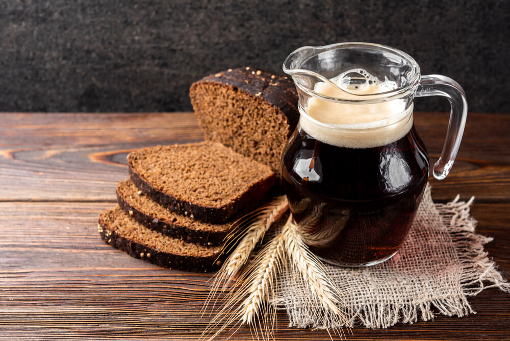 Kvass with bread