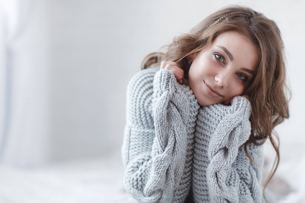 11 Oversized Chunky Knit Sweaters You Need This Winter