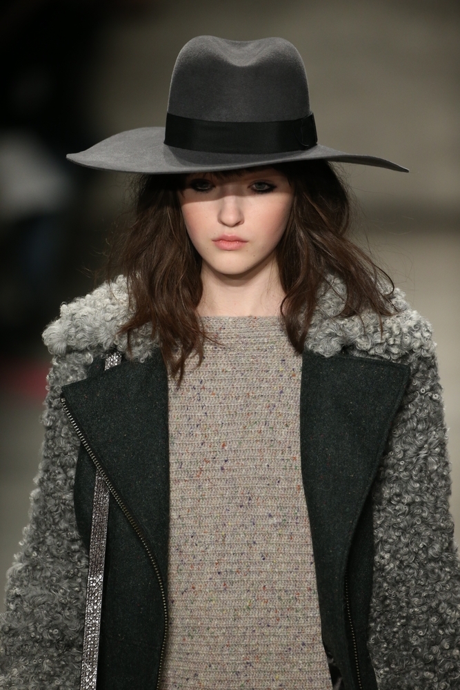 Rosy Cheeks Are In For Fall 2015 - Virtual Mall